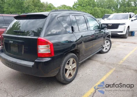 2007 Jeep Compass Sport из США, поврежденный, VIN 1J8FF47W17D137776